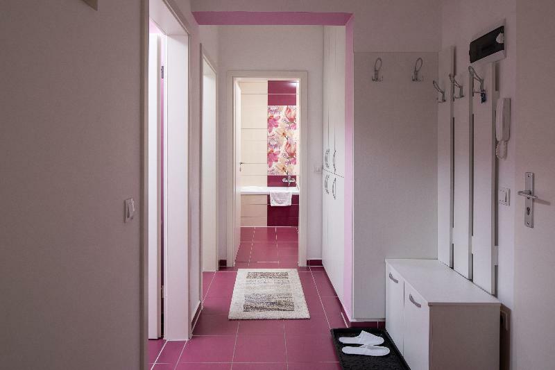 Brasov Holiday Apartments - Magenta Exterior foto